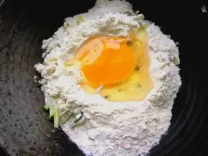 Make cucumber pancakes step 2