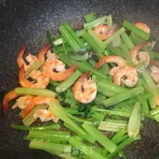 Make Celery and shrimp step 3