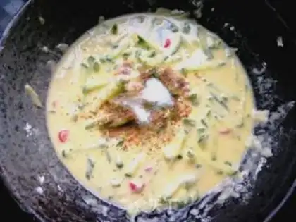 Make cucumber pancakes step 4
