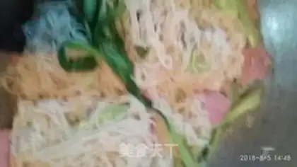 Make Fried ham and egg noodles step 7