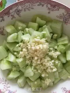 Make Garlic cucumber step 2