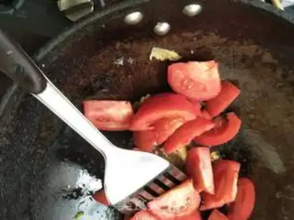 Make Onions, tomatoes, fried eggs step 11