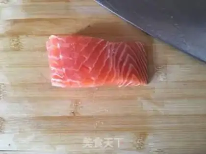 Make Squided salmon step 0