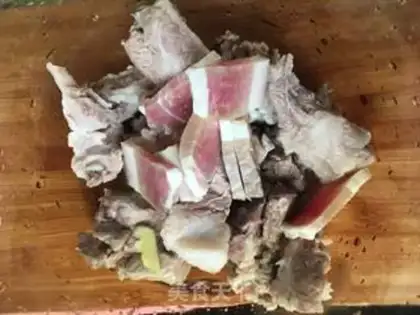 Make Pork soup step 1