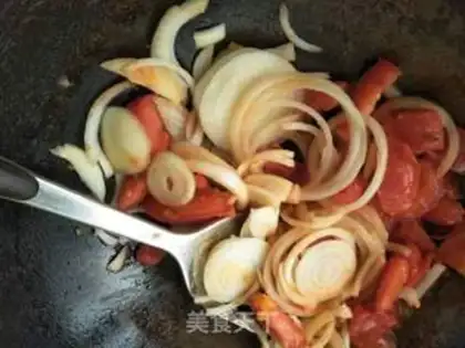Make Onions, tomatoes, fried eggs step 13