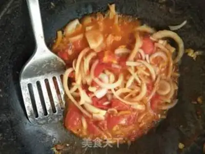 Make Onions, tomatoes, fried eggs step 14