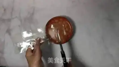 Make Strawberry Moose step 1