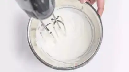 Make Pearl Milk Moose step 7