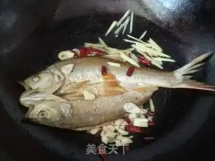 Make The fragrance of redtails step 5