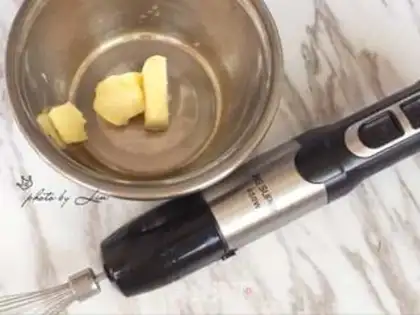 Make Milky-sweety-sweety buns step 1