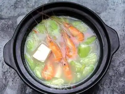 Make Shrimp tofu melon soup step 4