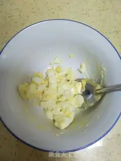 Make Egg sandwich step 4