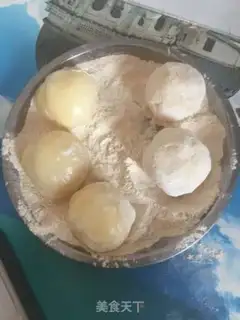 Make Milk, ice-cream mooncake step 9