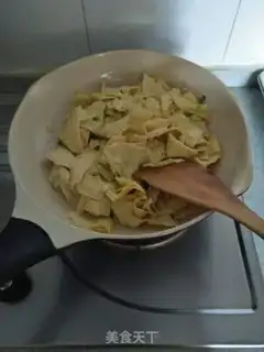 Make Tofu skin step 4