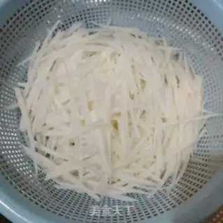 Make Squidfish radish step 2