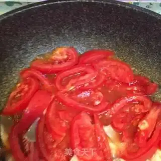 Make Tomato pastries step 2