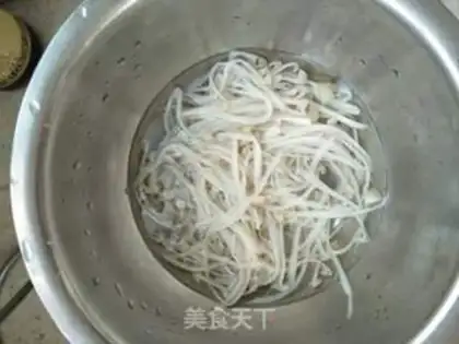 Make The white mushrooms step 3