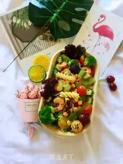 Make Light-food salad step 1