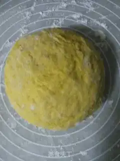 Make Pumpkin buns step 3