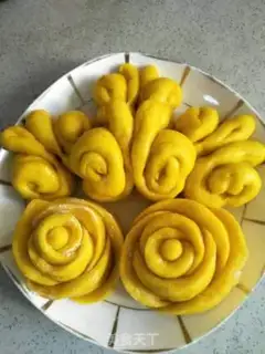 Make Pumpkin buns step 9