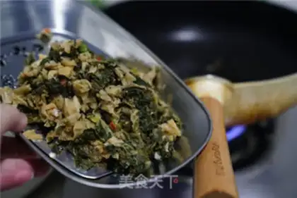 Make Fresh squid pie step 1