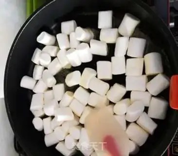 Make Delicious noodles step 2