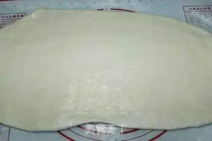 Make The cranberry hand tore bread step 4