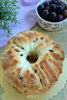 Make The cranberry hand tore bread step 11