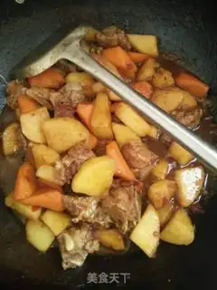 Make Carrots, potatoes, ribs step 8
