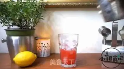 Make Watermelon fruit tea step 2
