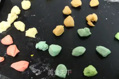 Make Flower bread step 4