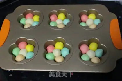 Make Flower bread step 5