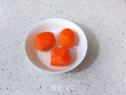 Make Salted egg oatmeal step 0