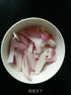 Make Onion gravy and chicken step 2