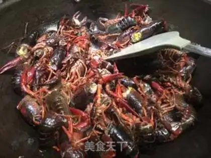 Make Spicy lobster step 2