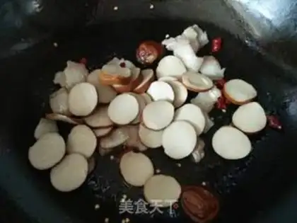 Make Onion gravy and chicken step 7