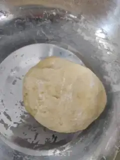 Make Egghand noodles step 0