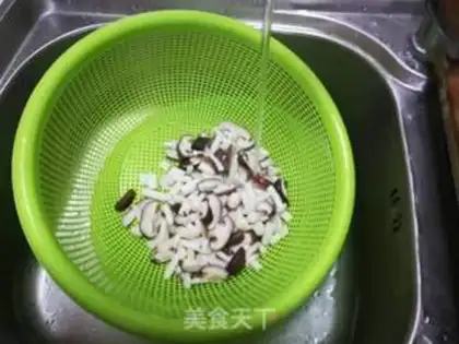 Make Pelican mushrooms step 3