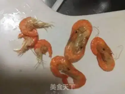Make Shrimp porridge step 1