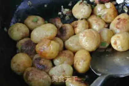 Make Fried potatoes step 3