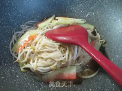 Make Watermelon peeled green bean sprouts step 6