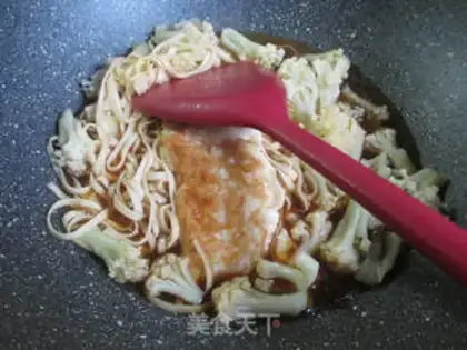 Make Duck omelet for noodles step 6