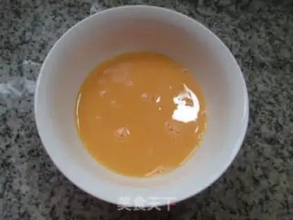 Make Duck omelet crumbs step 1