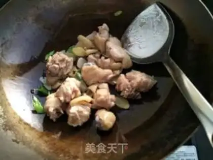 Make Homemade potatoes with chicken legs step 7