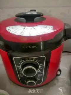 Make Five spicy rice eggs step 4