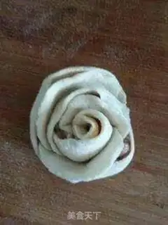 Make Rose dumplings step 4