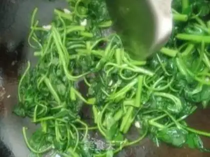 Make Garlic and cabbage step 3