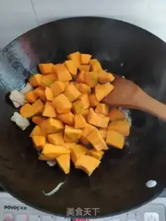 Make Pumpkin stew step 2