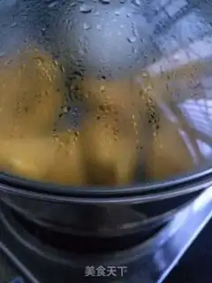 Make Sweet pumpkin pie step 1