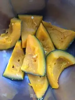 Make Sweet pumpkin pie step 2